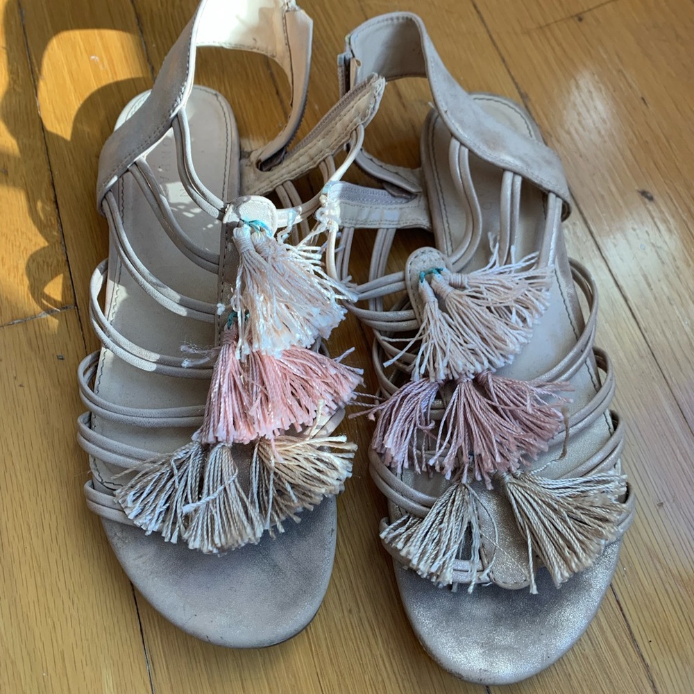 Summer sandals